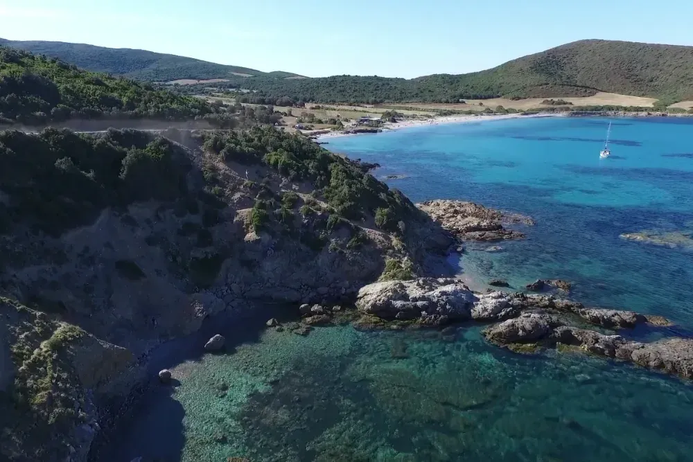 Crique au cap Corse